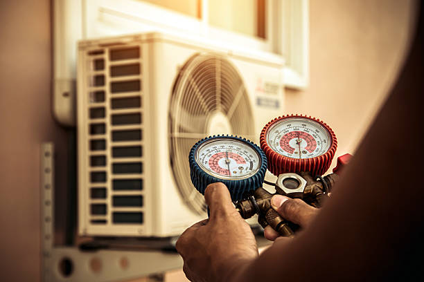 Professional Hvac technician working in Orleans, MI